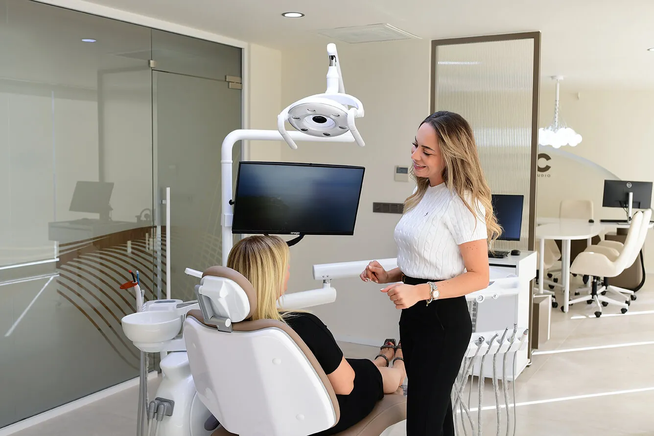 OrbisMed Clinics interior photo {n} 3